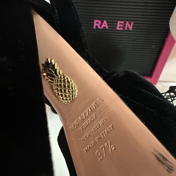 Aquazzura Firenze Vetvet Platform Pumps in Size 37.5 - Picture 2 of 4